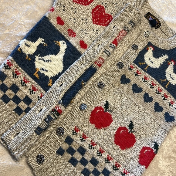 🎉HP🎉 EDDIE BAUER Farm Love Cardigan - Picture 7 of 12